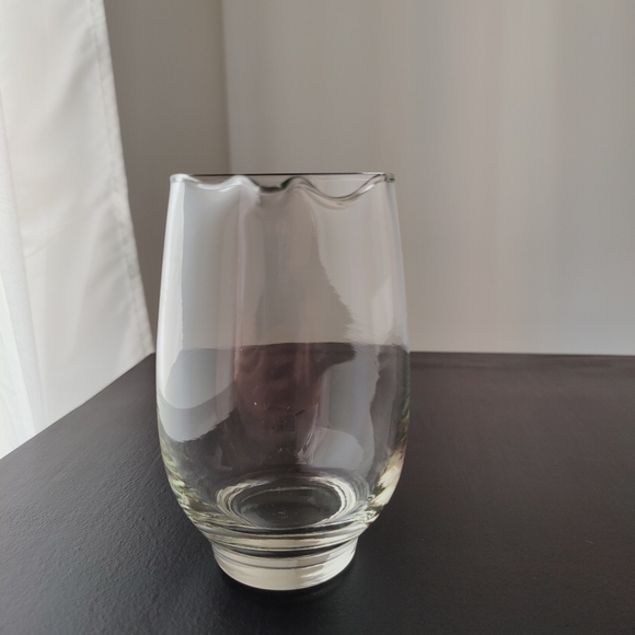 Small 14 oz cocktail 🍸🍹 pitcher | clear glass | Libbey - Picture 2 of 7